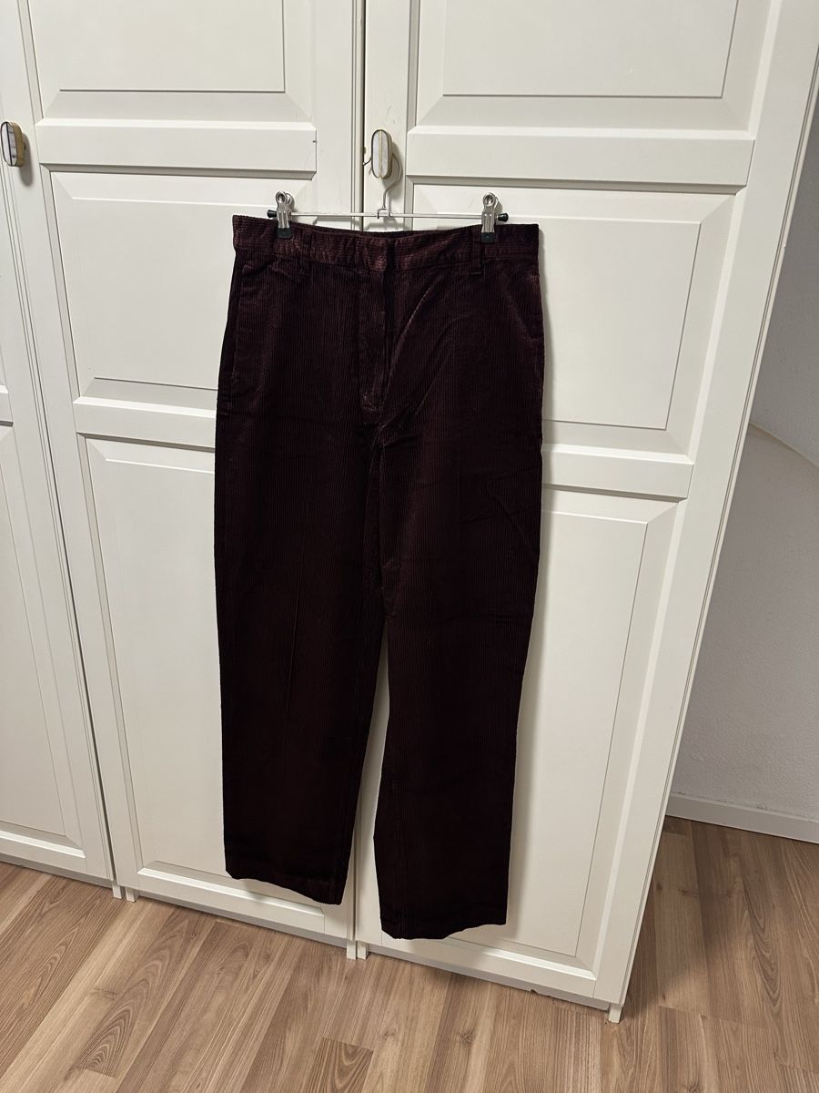 Massimo Dutti Pantaloni: Massimo Dutti Samthose, Grösse 40, Weinrot, Herbst-Look – Nuovo (secondo la descrizione) da Erlinsbach SO venduto da aka_5b2y