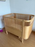 Babybett aus Holz hell verstellbar guter Zustand