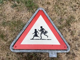 Achtung Kinder Gefahrenschild Schulweg Schulhaus Schule