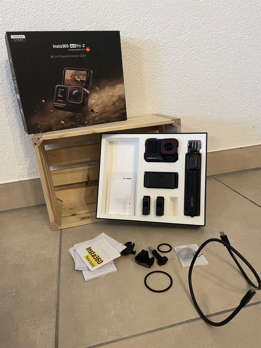 Insta360 Camcorder: Caméra action Insta360 Ace Pro 2 Creator Bundle neuf – Neu und originalverpackt aus Courtételle von chl_kj2l 2