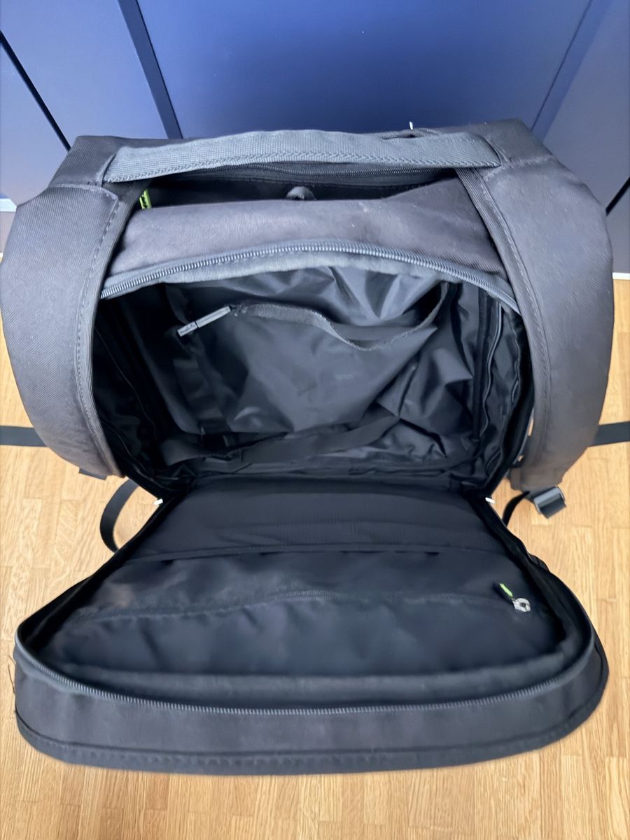 Samsonite Sacs à dos: Samsonite Securipack Backpack 17.3” Black – D'occasion à Thun par dar_fz6y 9