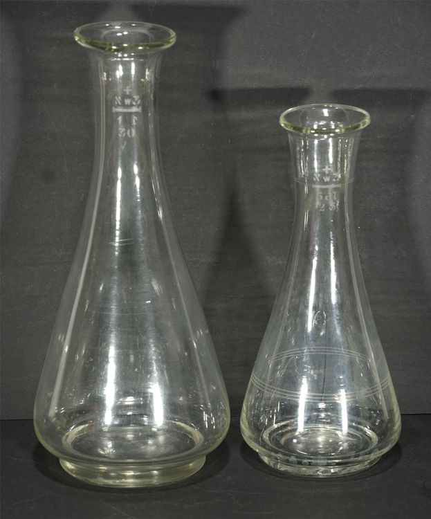 Paar alte Dekanter 5dl und 1 Liter Kaufen auf Ricardo