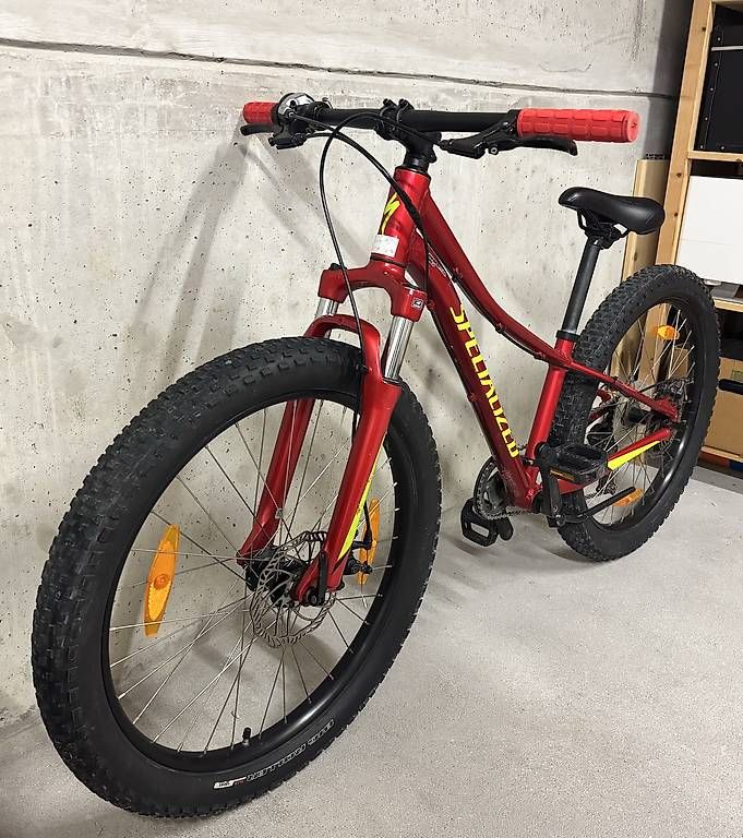 Specialized Vélos: SPECIALIZED Kindervelo, 24" – D'occasion à zürich par mauromauro 2