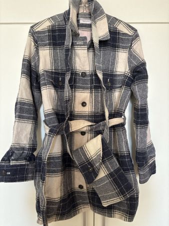 Wollmantel hessnatur kariert blau weiss Grösse 36