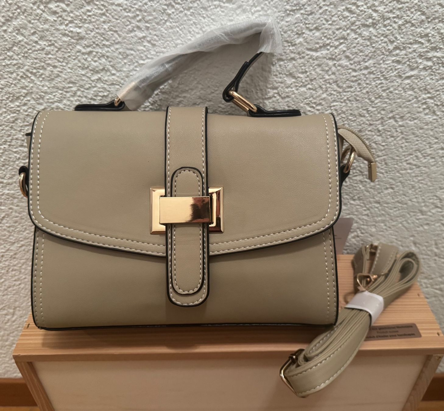 Taschen für Damen: Tasche – Neu und originalverpackt aus Buchs SG von BubiLuna
