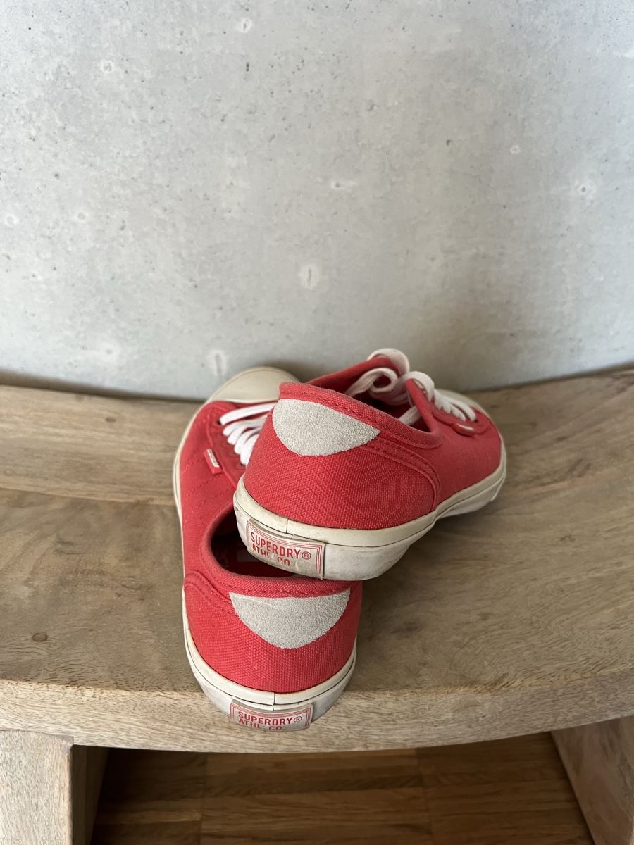 Scarpe da donna: Superdry Sneaker, Gr. 37, gebraucht. – Usato da Emmenbrücke venduto da Anna01014 3