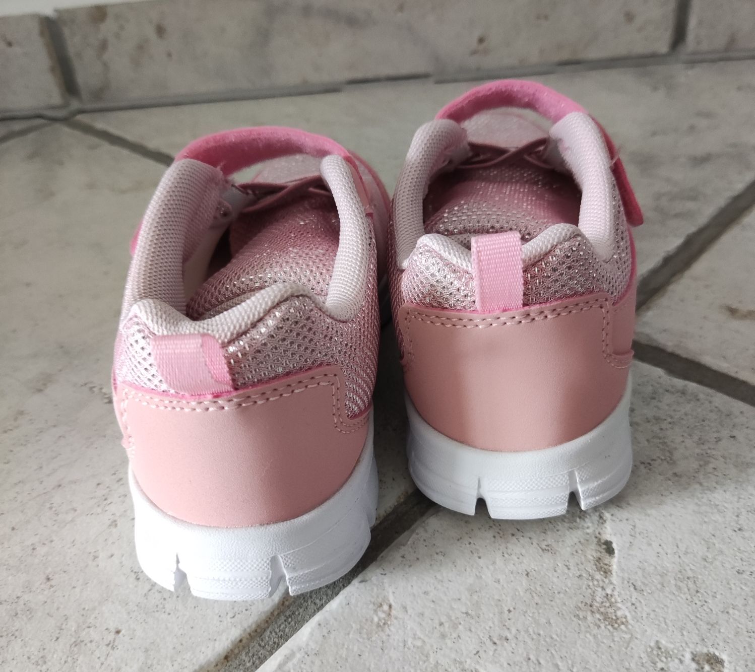 Victory Scarpe per ragazze: Mädchen Freizeitschuh Gr.31 – Nuovo (secondo la descrizione) da Chur venduto da Rodanisa 3