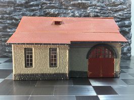 FALLER 130162 H0 FEUERWEHRGERÄTEHAUS