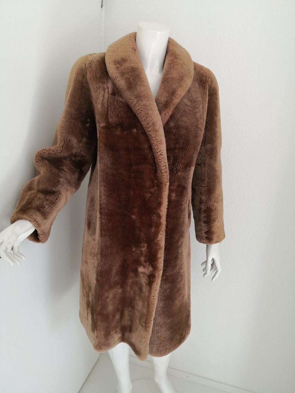 Manteaux: 🤩BISON PELZ-MANTEL VINTAGE – D'occasion à Olten par Naja-Twins-Twins 6