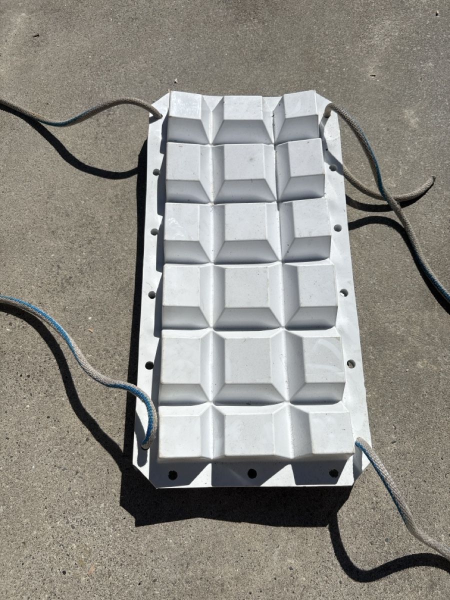 Barche: Bootsfender Majoni Multifender weiss – Usato da Oetwil am See venduto da Aldox108