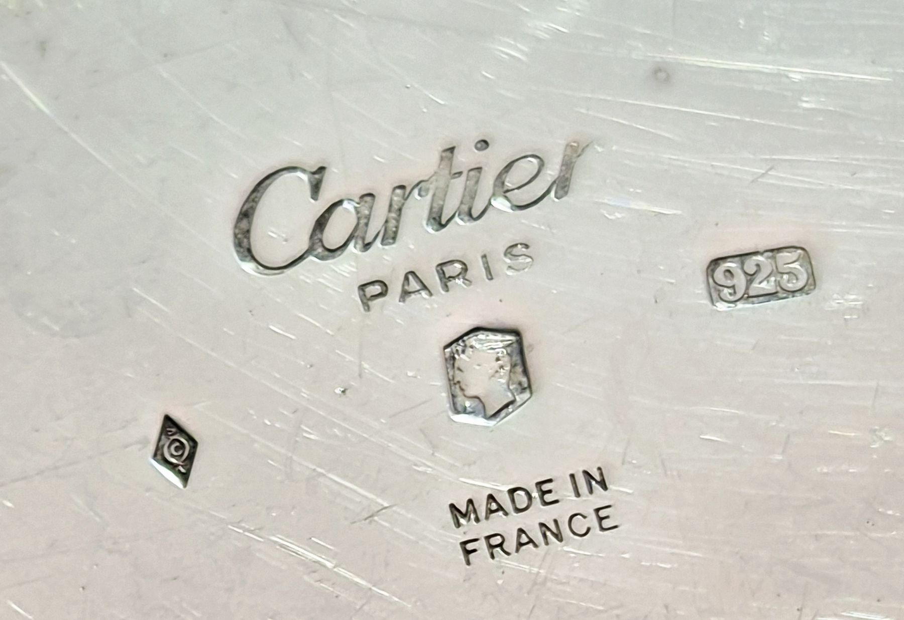 Cartier Couverts: Cartier Trinity Champagnerflöten Paar  925 Silber  – D'occasion à Clarens par Rimany 4