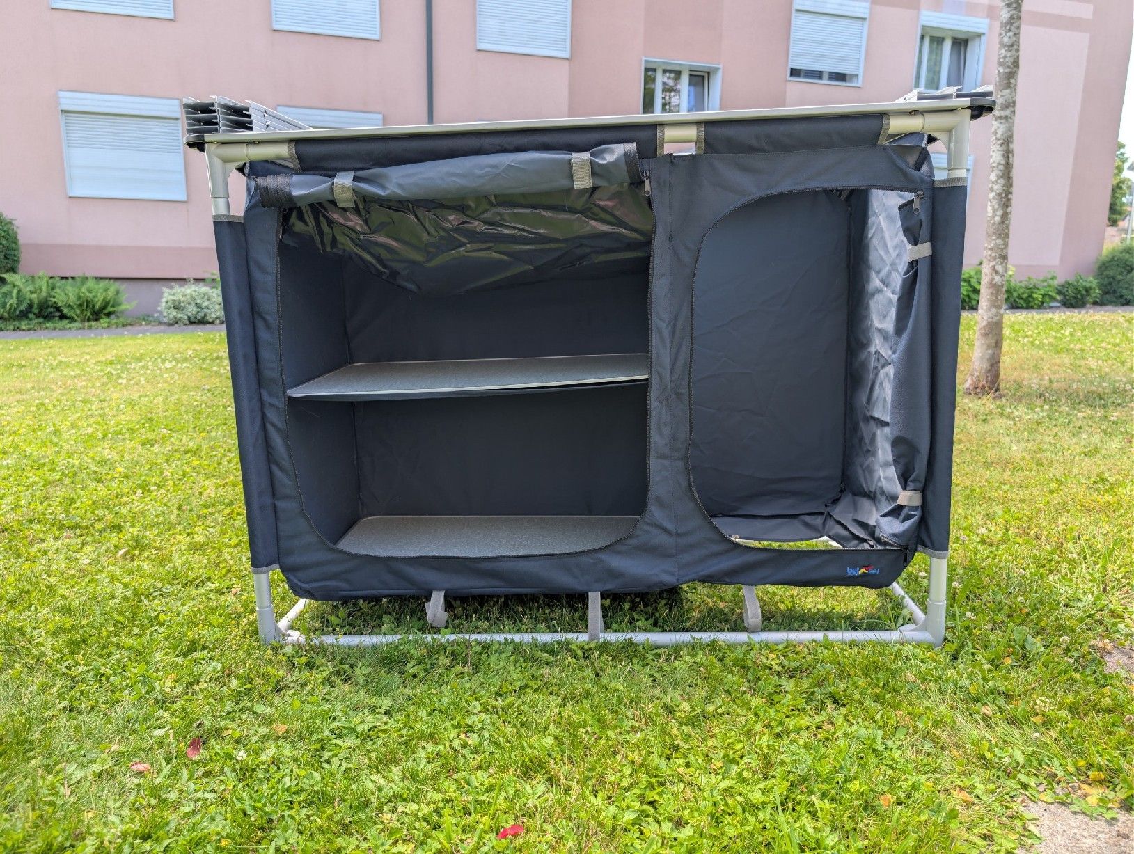 Komplettküchen: Camping Küchenmöbel – Gebraucht aus Jegenstorf von Gauski