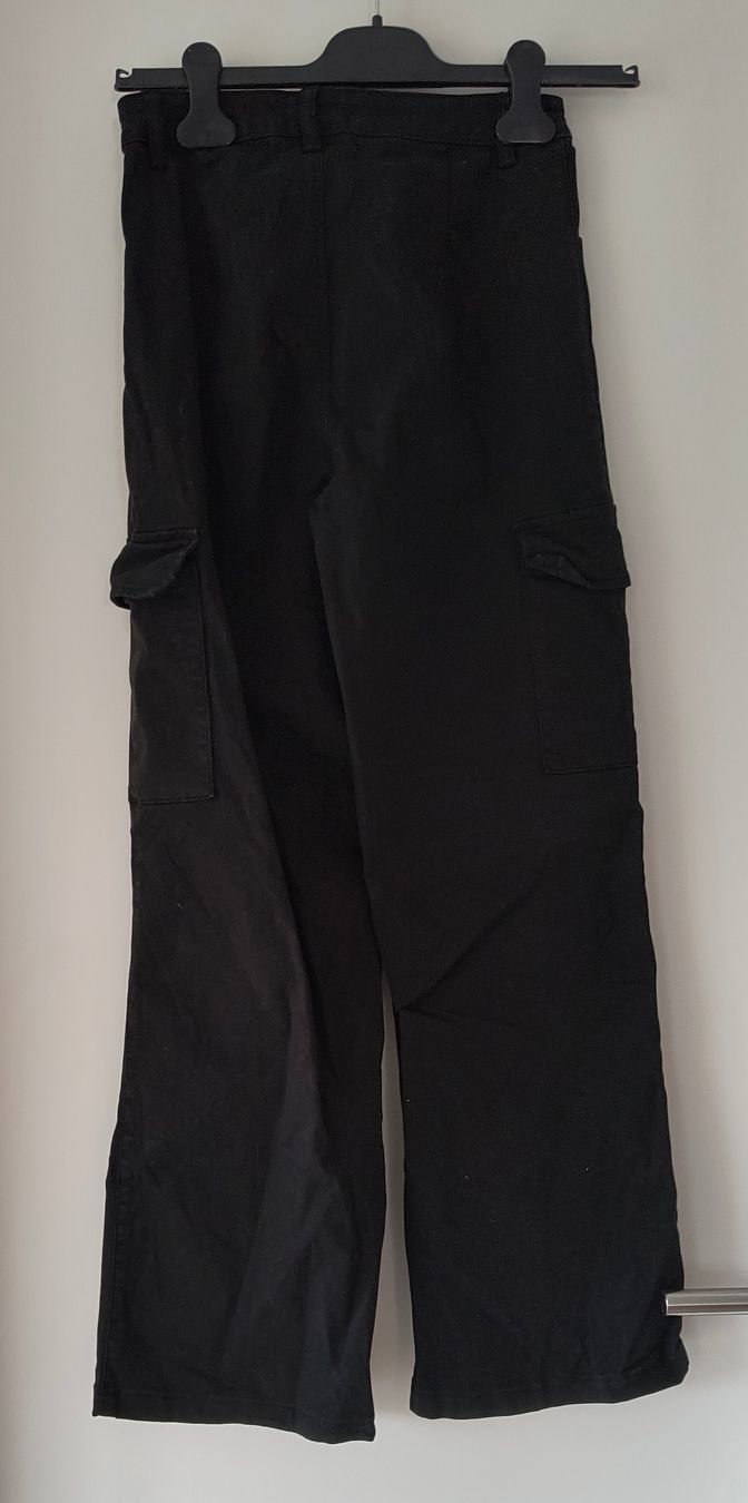 Tally Weijl Jeans: Schwarze Cargohose Gr. 32 / Tally Weijl – Usato da Schöfflisdorf venduto da kin_2dp9 1