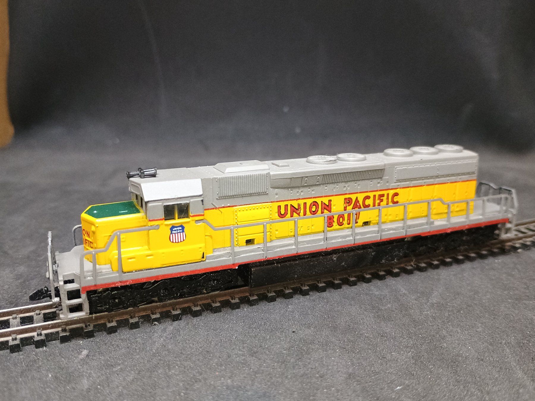 Modellini di ferrovie: Spur N ConCor EMD SD-45 – Usato da Bätterkinden venduto da hobbycha 2