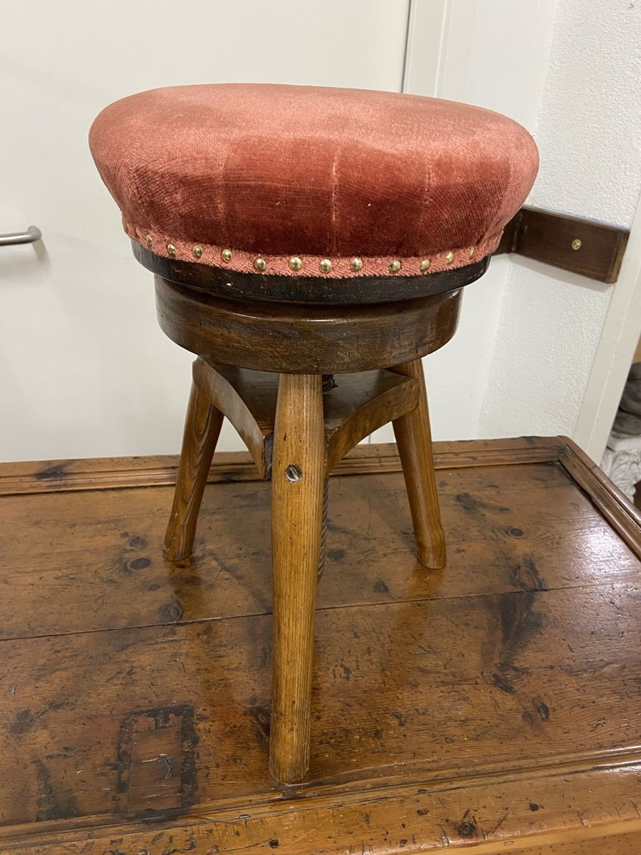 Sgabelli: Antiker Klavierhocker aus Holz – Usato da Dietikon venduto da brocki-eyra 3