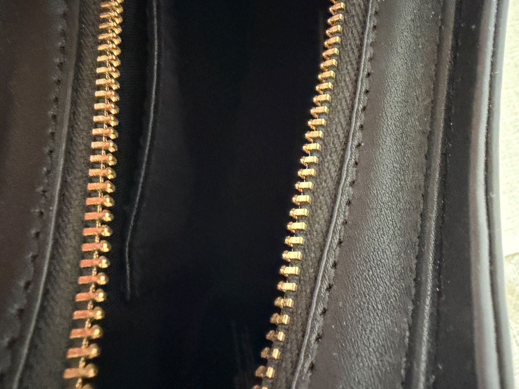 Borse da donna: Forever New Tasche aus Eco Leder – Usato da Wädenswil venduto da Alice_style 5