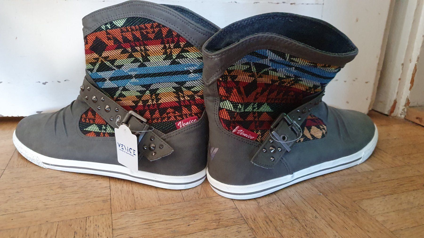 Scarpe da donna: Venice Stiefeletten,  Gr. 41 – Nuovo e nell'imballaggio originale da Muttenz venduto da pixopus 2