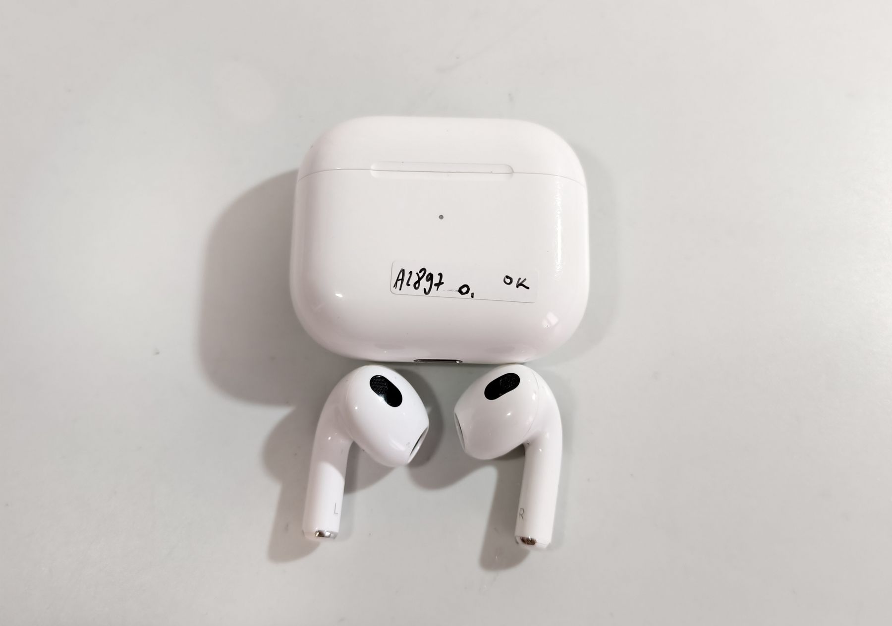 Apple Cuffie: Apple AirPods 3. Generation – Usato da Ehrendingen venduto da Rocky985 2