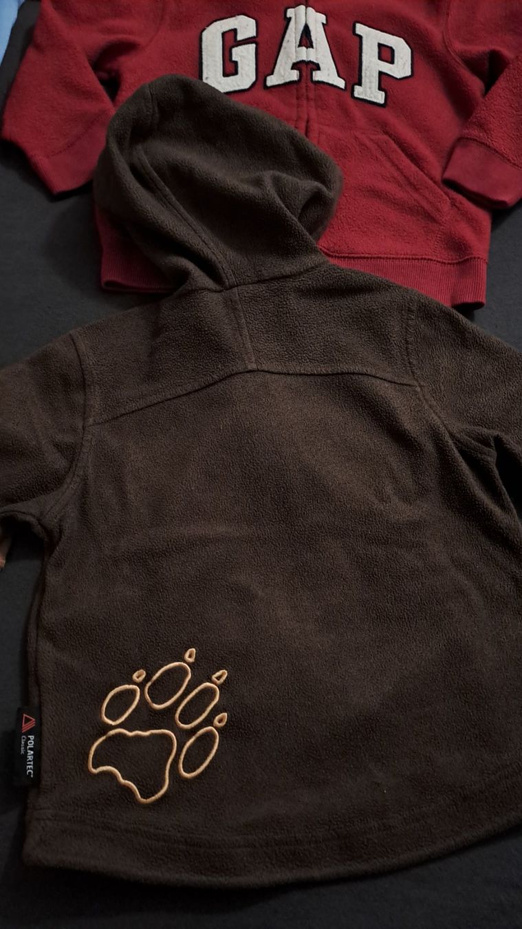 Lotti & Set di vestiti: Kleiderpaket Gr.98/104 Pulli/ Jacke – Usato da Oberrieden venduto da Raja011 4