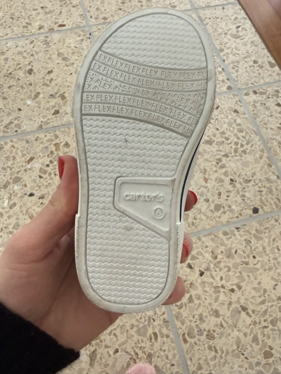 Schuhe für Jungen: Carter's Sommerschuhe, Grösse 22, NEU – Neu und originalverpackt aus Forch von kat_98t7 2