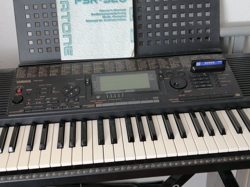 Keyboard Yamaha PSR 520 (Gebraucht) in Beringen für CHF 30 – nur ...