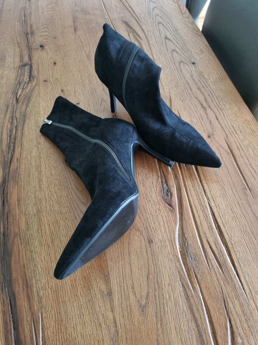 Scarpe da donna: Schuhe schwarz 41 – Usato da Adliswil venduto da rossoelmare 1