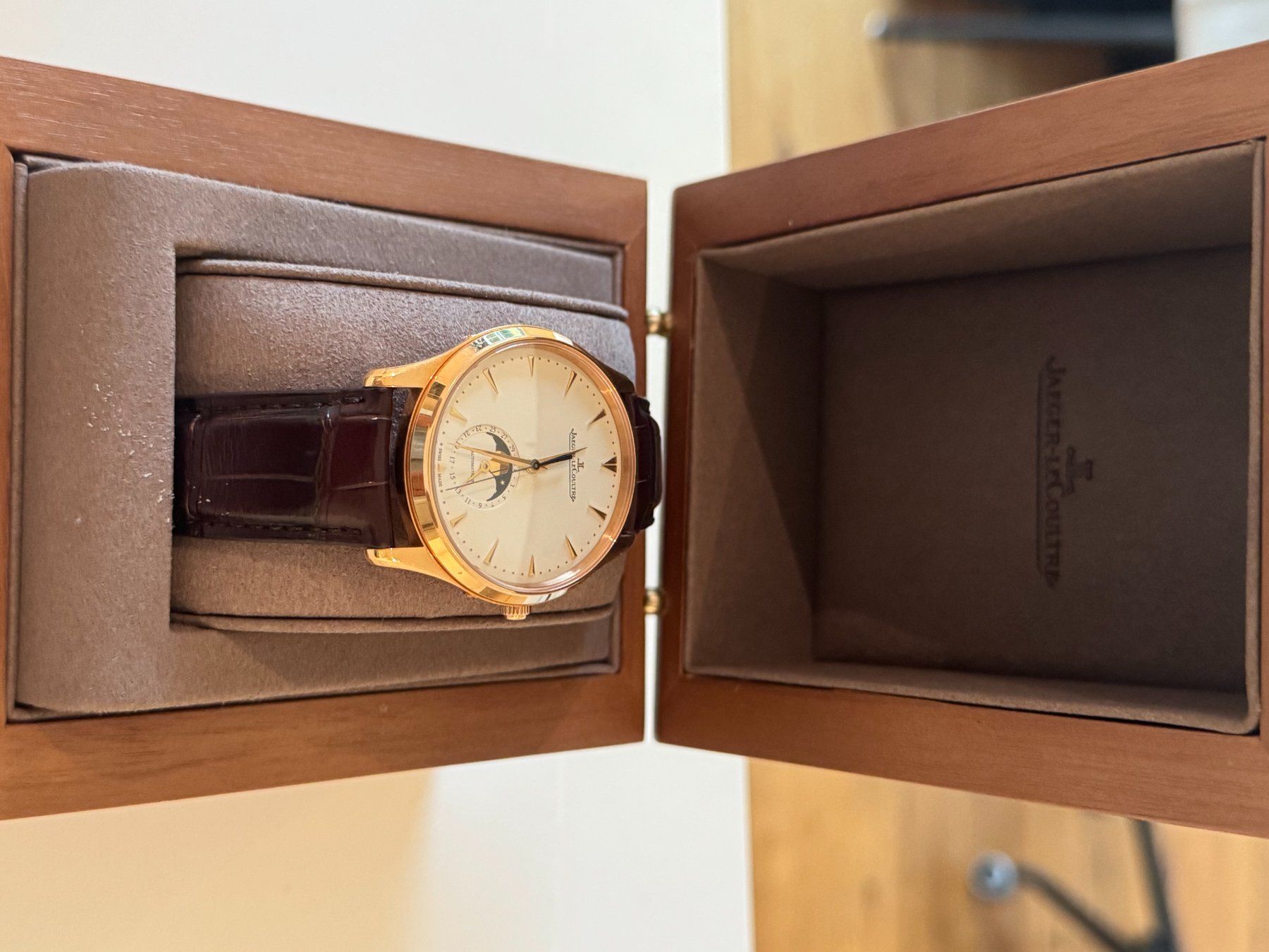Jaeger-Lecoultre Uhren: Jaeger-LeCoultre Master Ultra Thin Moon - Pink Gold Case - E – Gebraucht aus Kilchberg ZH von jua_9nds 1
