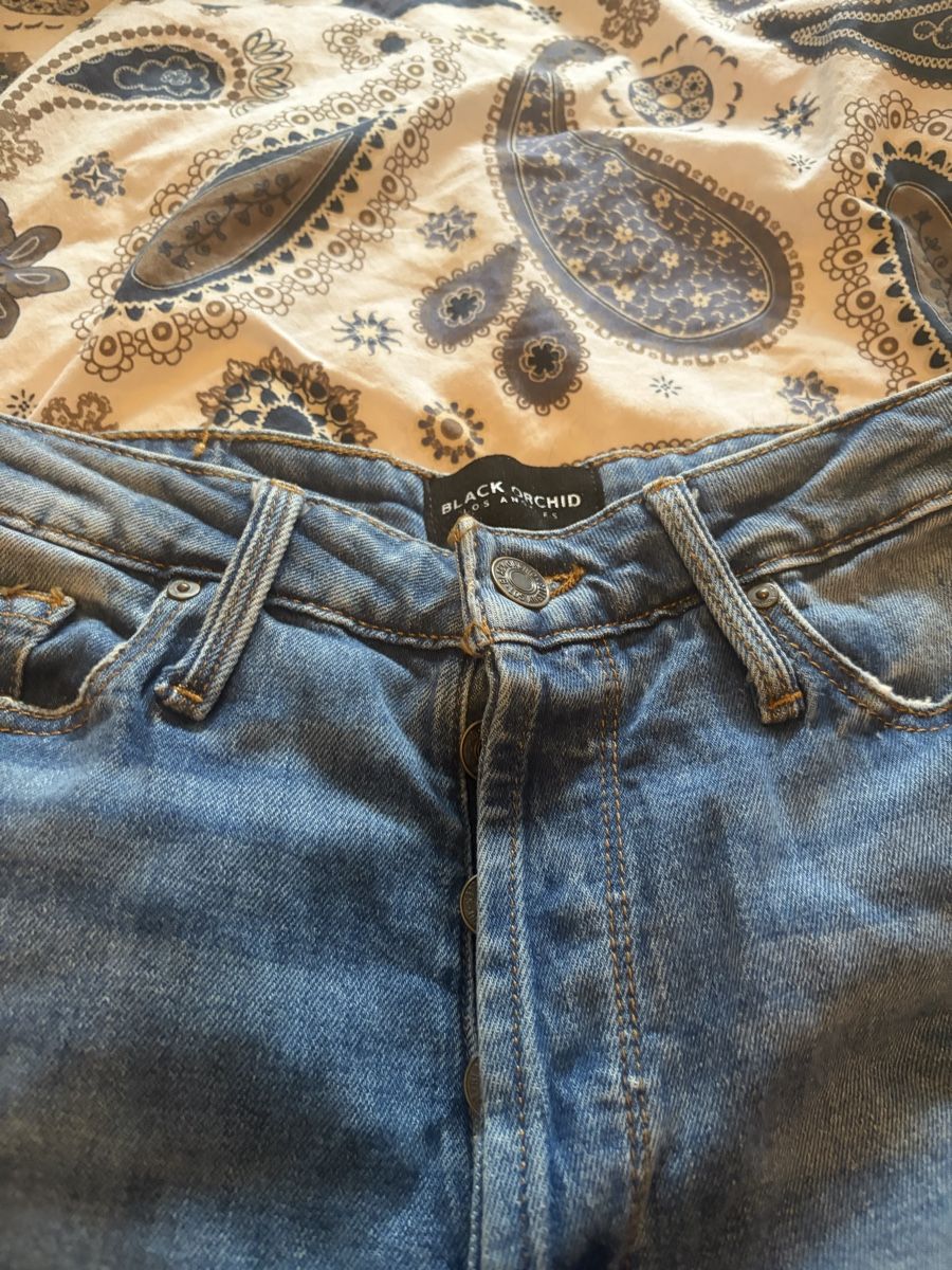 Jeans: Black Orchid Jeans  – Gebraucht aus Basel von Brunner.T 2