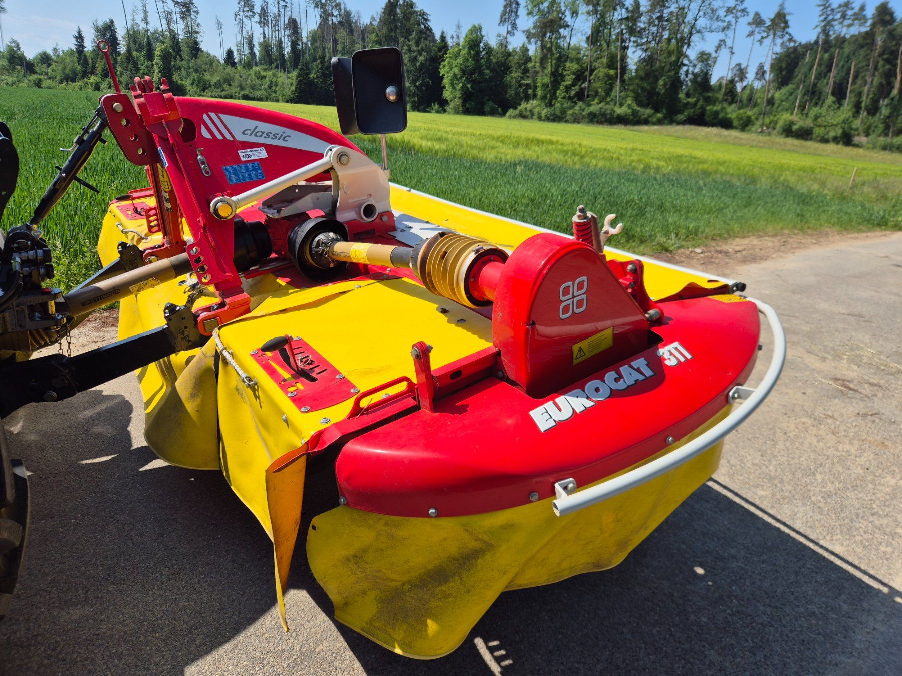 Tutte le macchine: Pöttinger Eurocat 311 Frontmähwerk – Usato da Riet (Neftenbach) venduto da JakeDrummingFarmer 4