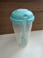 Salatbehälter / Lunchbox mit Gabel und Saucenbehälter