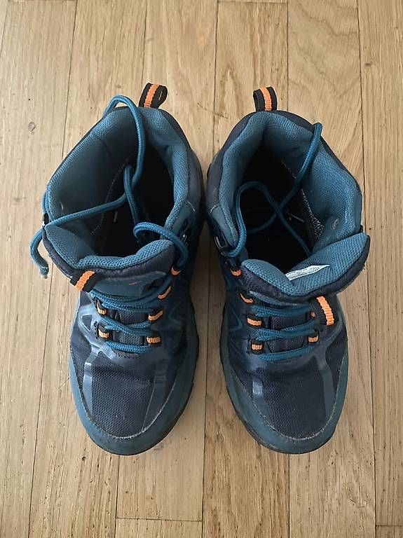 Scarpe per ragazzi: Wandernschuhe Kinder Gr 34 – Usato da Bern venduto da francesca35 1