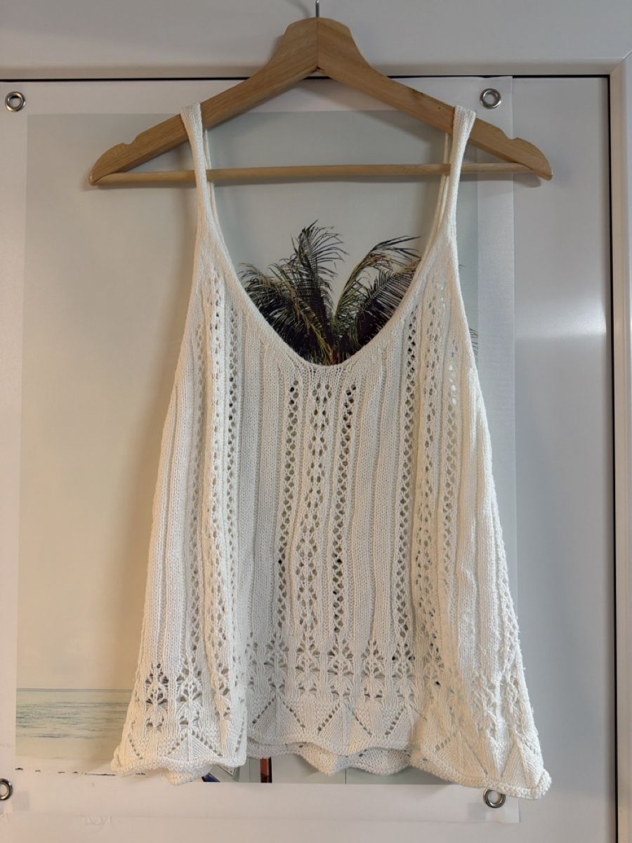 Only Tops: Top von Only, Strick weiss Grösse M – Gebraucht aus Känerkinden von melbaumg 1