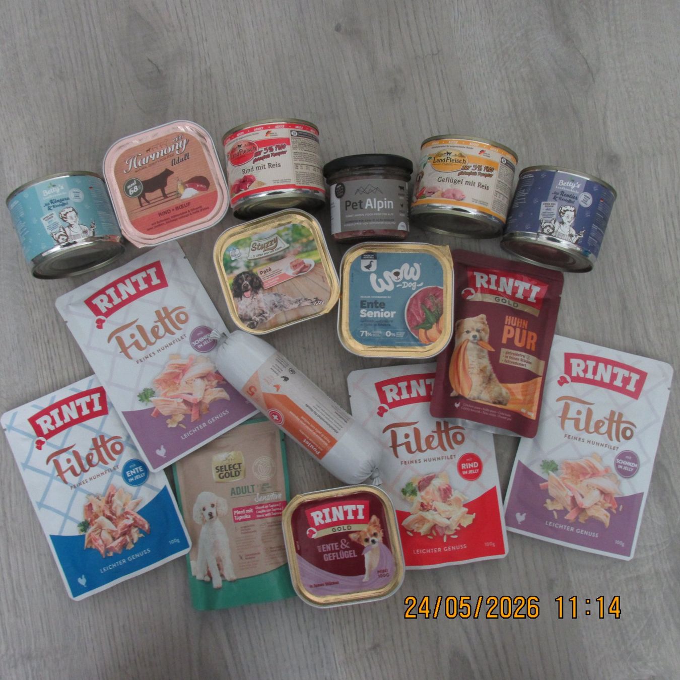 Mangimi: Hundefutter Mischpaket Nassfutter Rinti,Pet Alpin,usw. – Nuovo e nell'imballaggio originale da Galgenen venduto da Forflowers 1
