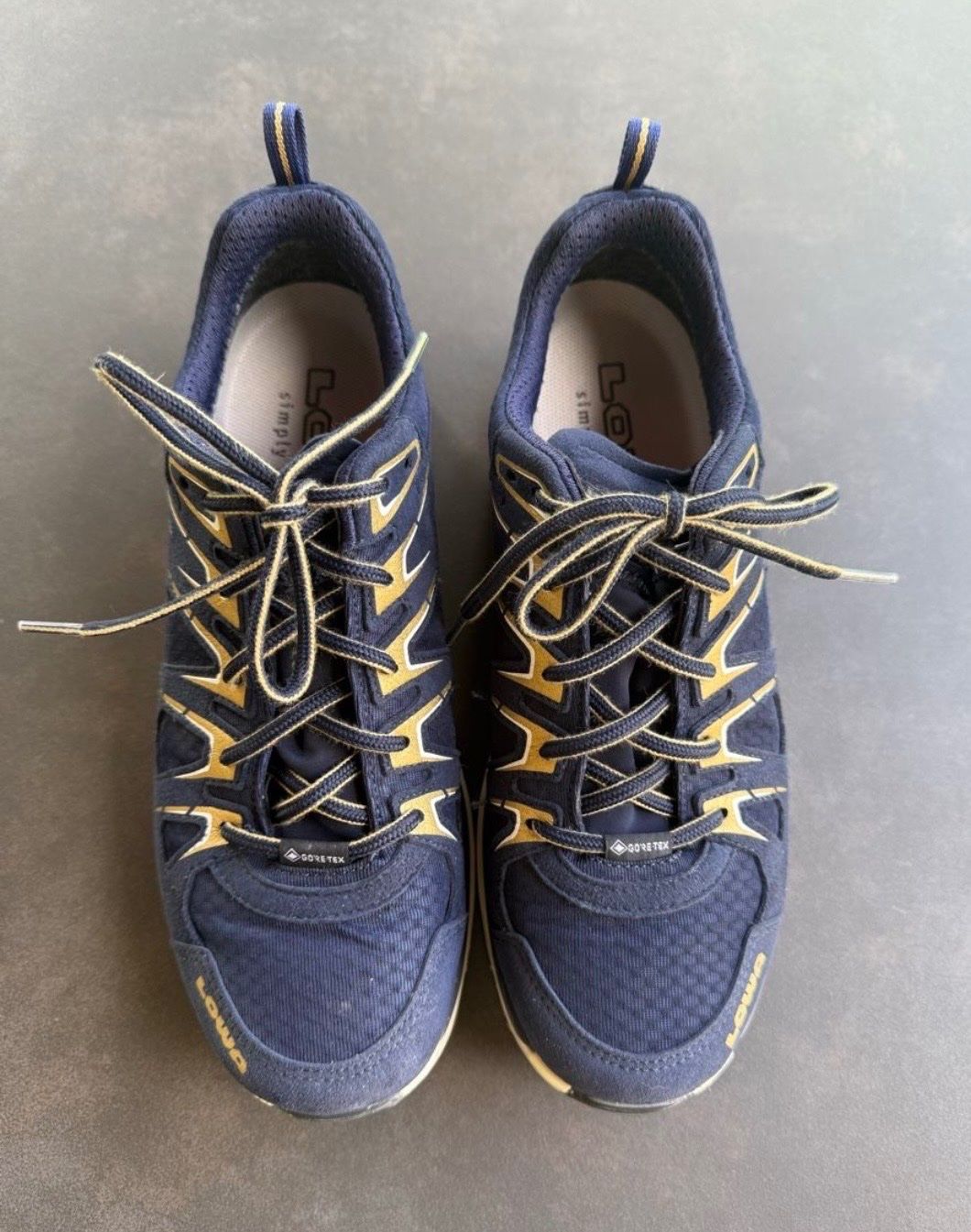 Lowa Scarpe da donna: Trekkingschuhe Lowa Gotetex – Usato da Luzern venduto da Tandem8 1