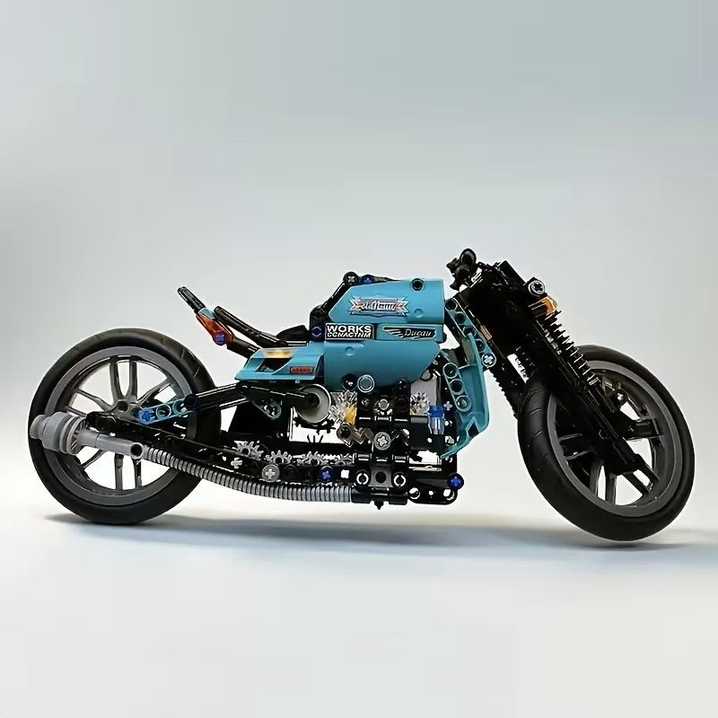 Lego Kit di costruzioni: 1000+ Teile Grünes Motorrad Modellbausatz – Usato da Basel venduto da Aletschhorn 1