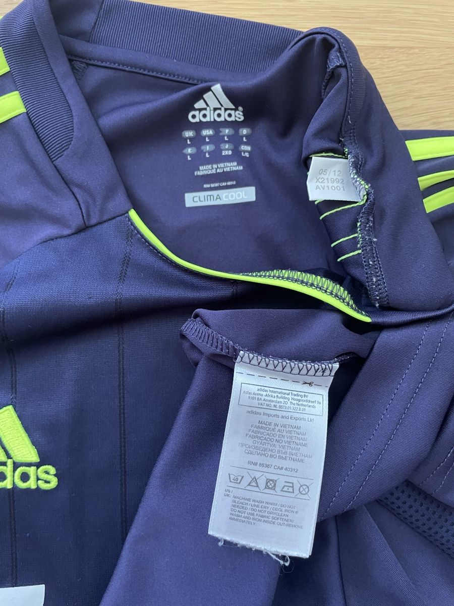 Real Madrid Canottiere & Pantaloni: Original Real Madrid 2012/2013 Modric – Usato da Windisch venduto da RealJerseys 3