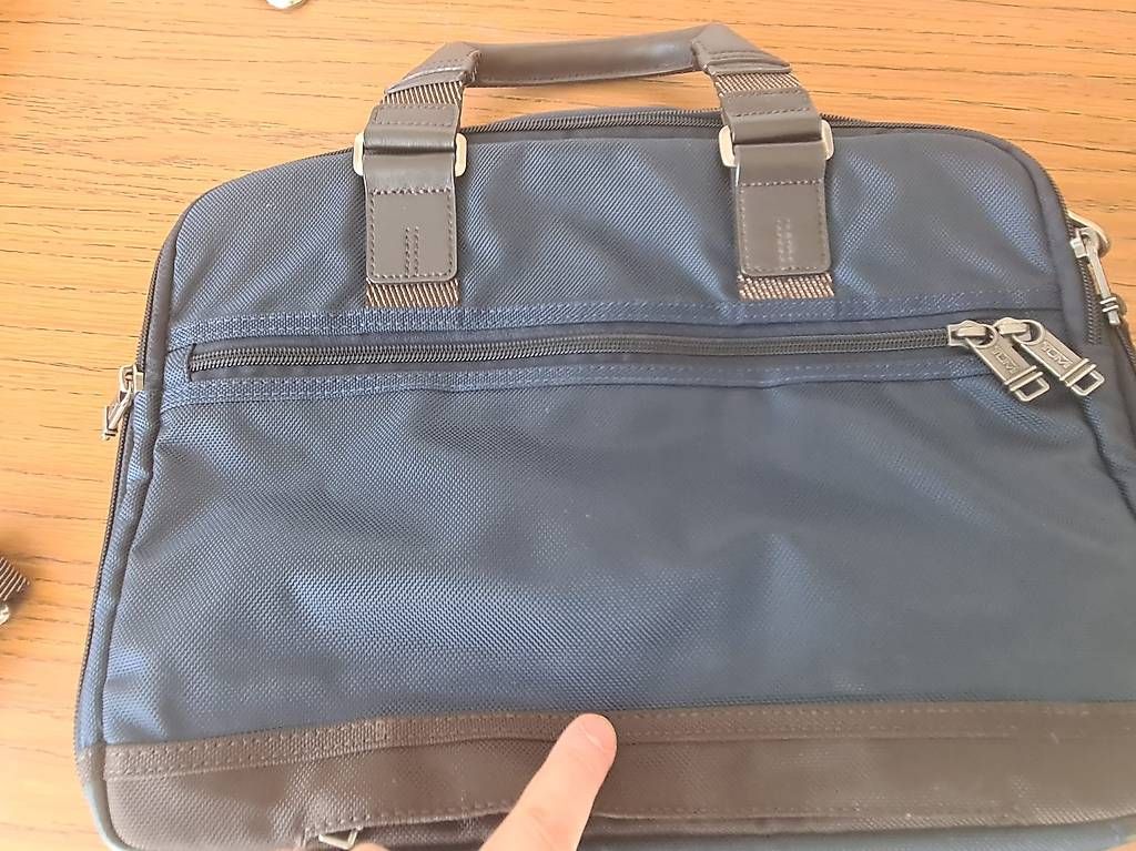 Sacs: Laptop Tasche Marke TUMI – D'occasion à Wittenbach par sufi03 1