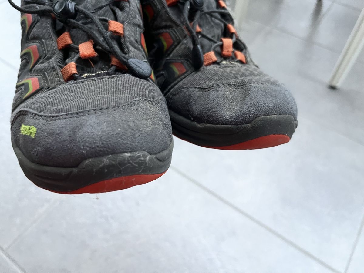 Lowa Chaussures garçon: Lowa Trekkingschuhe 37 – D'occasion à Wil ZH par Wonderwoman76 1