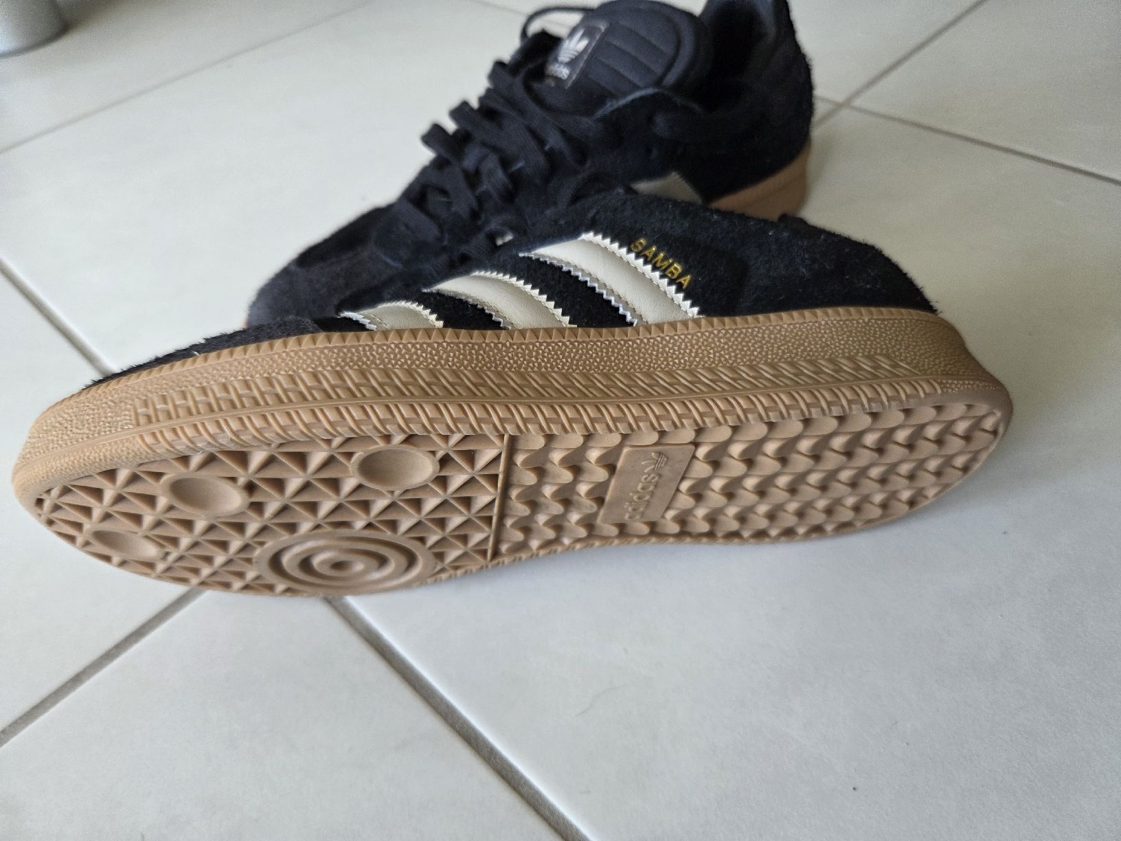 Adidas Herrenschuhe: Adidas Samba 43 1/3 – Neu (gemäss Beschreibung) aus Bronschhofen von Katrusja 2