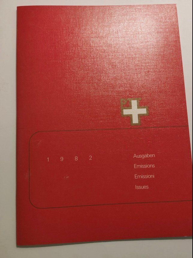 Tutti i francobolli: PTT-Jahresbuch 1982 gestempelt – Nuovo (secondo la descrizione) da Emmen venduto da codici
