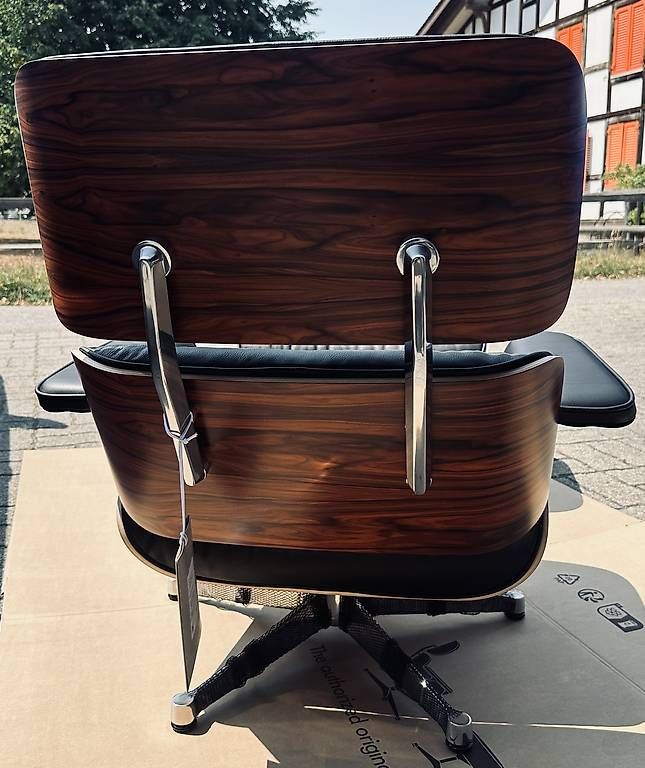 Sessel: Vitra Eams Lounge Chair – Neu und originalverpackt aus Schwarzenburg von HalloHallo25 3