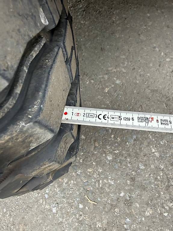 Goodrich Pneus & Roues: 4 BF Goodrich KM3 Mud-Terrain – D'occasion à Männedorf par misto85 2