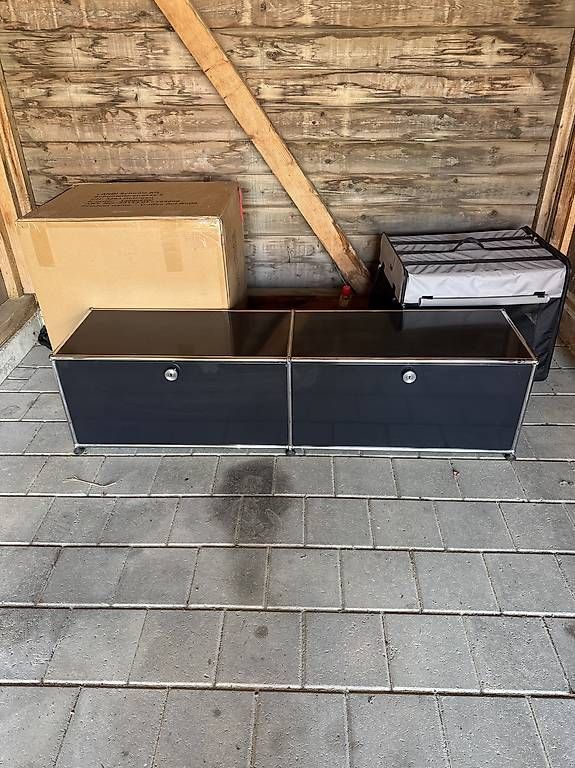 USM Cassettiere: USM Möbel schwarz – Usato da Täuffelen venduto da fab_bh6f