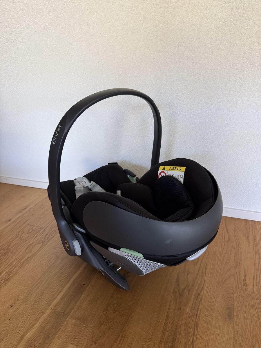Cybex Seggiolini per auto: Cybex Kindersitz Cloud T i-Size schwarz – Usato da Interlaken venduto da s.weg94 4