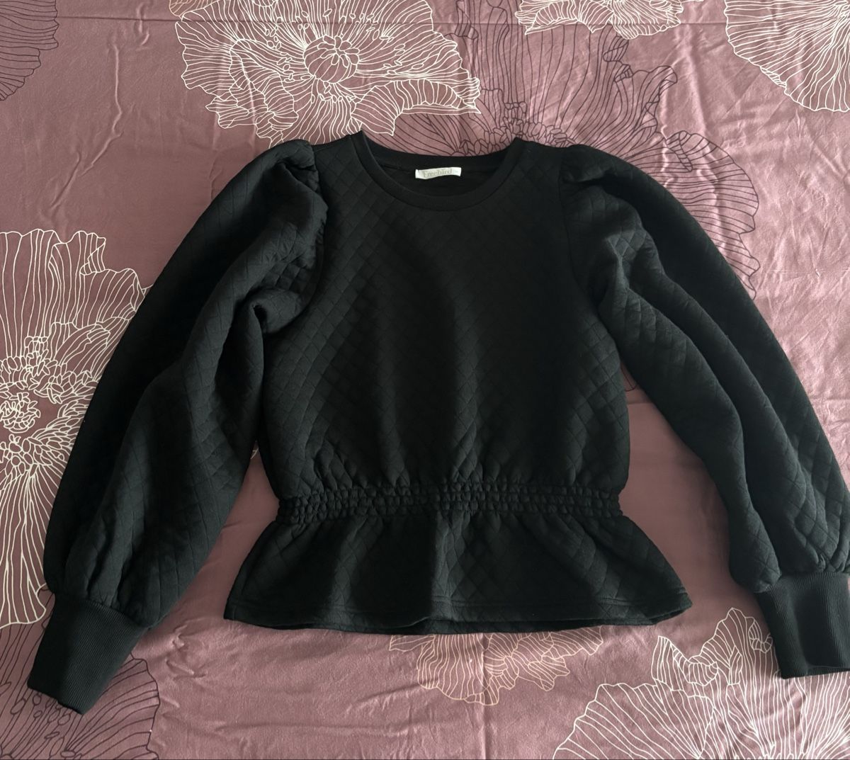 Maglioni & Felpe: Schwarzer Pullover, Steppmuster, Puffärmel, Gr. M – Nuovo (secondo la descrizione) da Salenstein venduto da Silly...0
