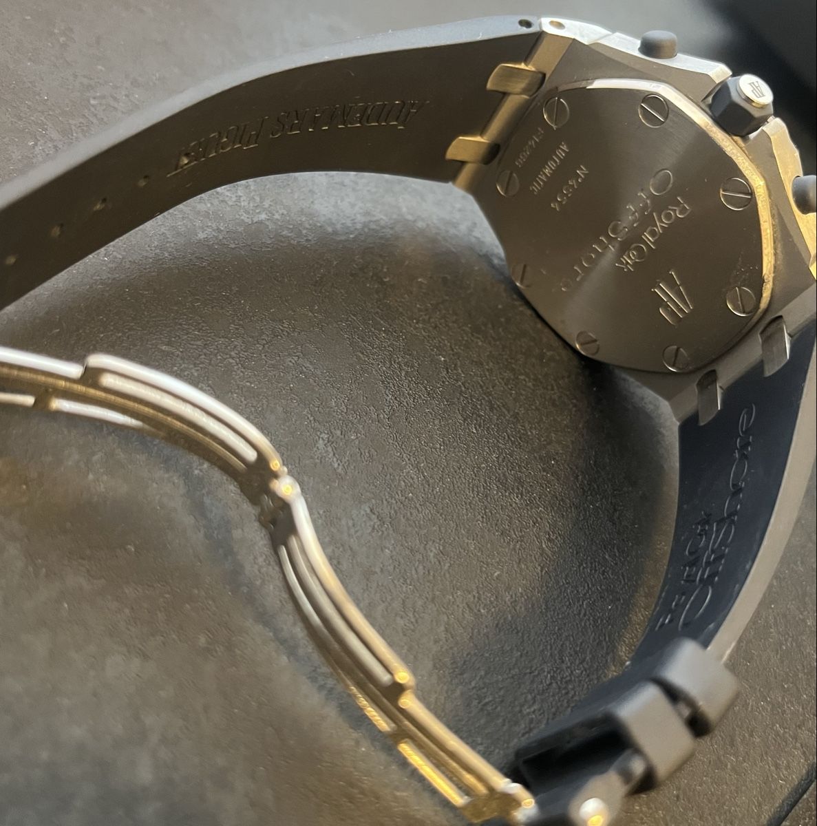 Audemars Piguet Orologi: Audemars Piguet Royal Oak Offshore  – Usato da Gossau SG venduto da DeRiE 7