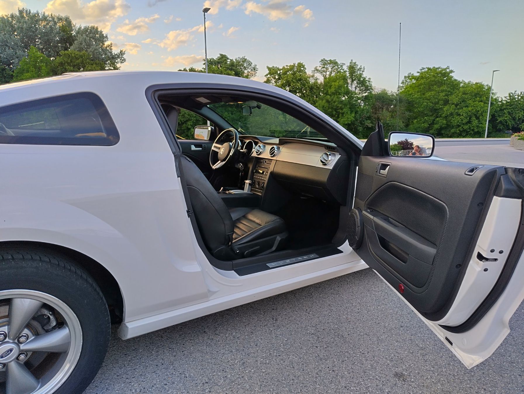 Ford Autos: Ford mustang gt v8 – D'occasion à Tannay par Gg_barracuda 5