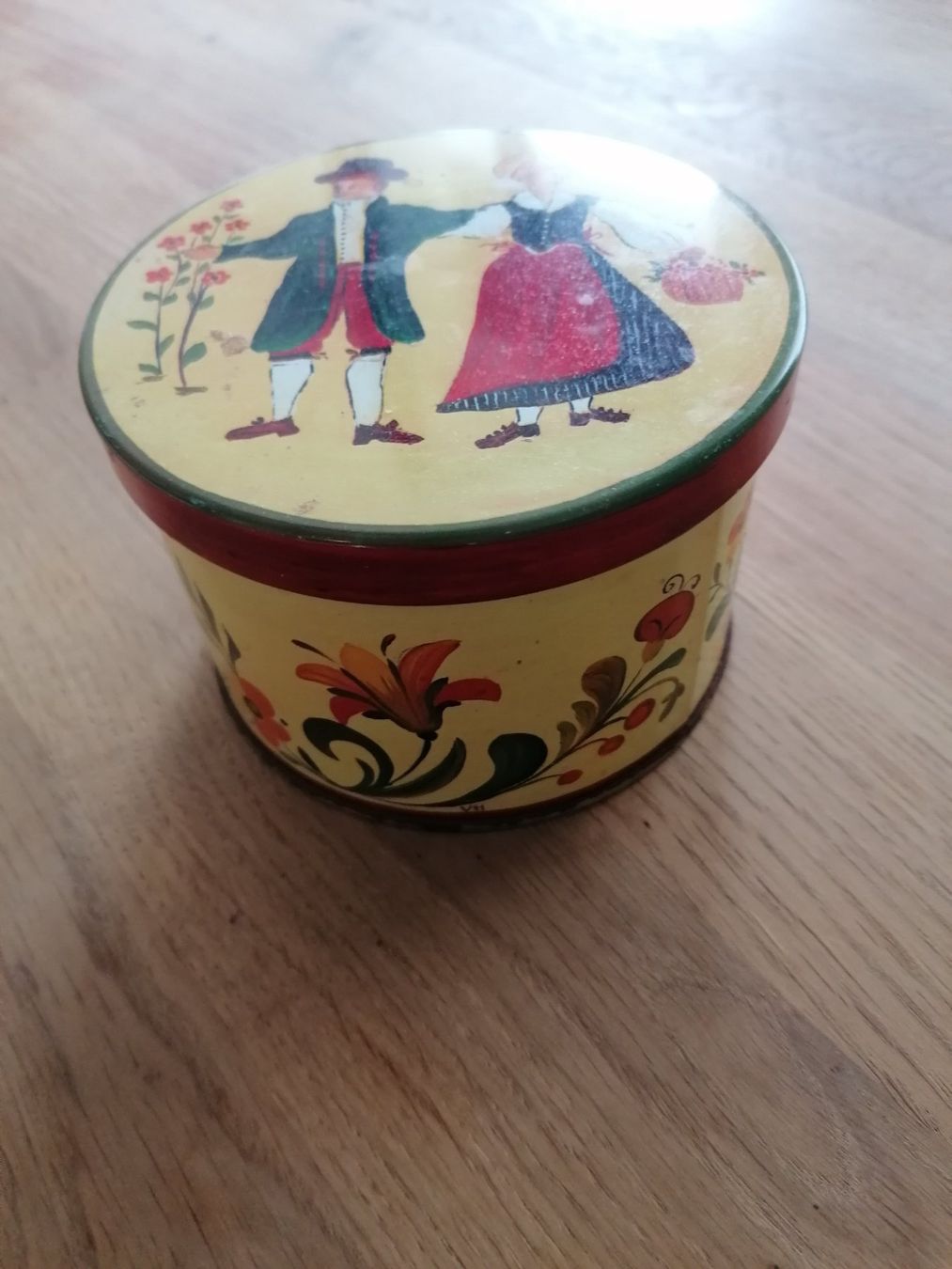 Dosen: Blechdose Läckerli Huus Vintage – Gebraucht aus Basel von vintagecollector 1