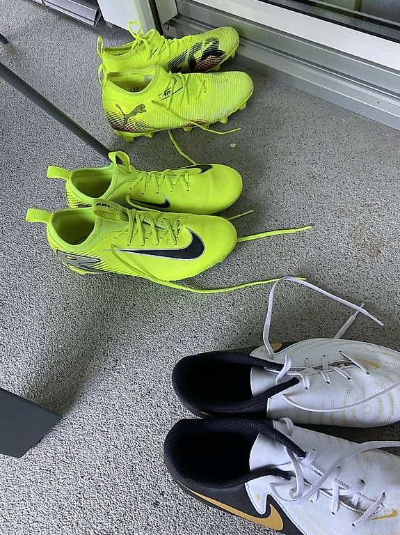 Scarpe da uomo: Fussballschuhe  – Usato da Ebikon venduto da pmgo 2