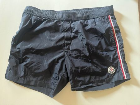 Moncler - Badeshorts mit dreifarbigem Besatz - Badehose